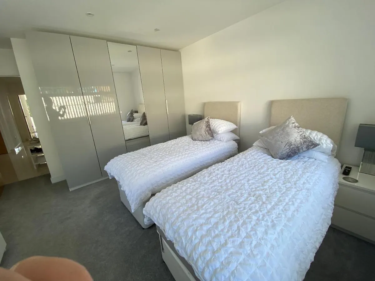 Penny'S Place - Perfect For A Group Trip To Brighton - Hot Tub 0*,