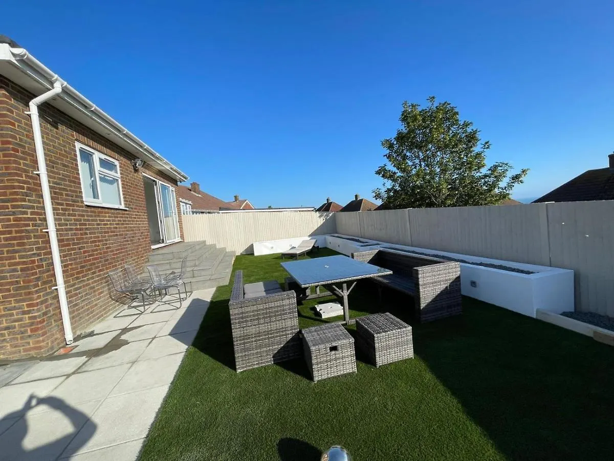 Holiday home Penny'S Place - Perfect For A Group Trip To Brighton - Hot Tub