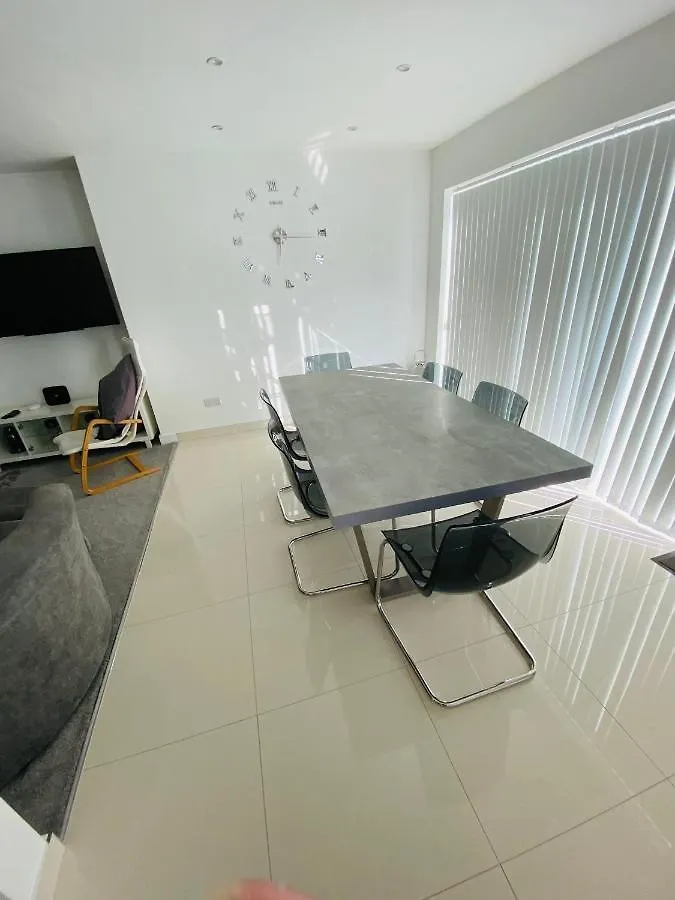 Holiday home Penny'S Place - Perfect For A Group Trip To Brighton - Hot Tub United Kingdom
