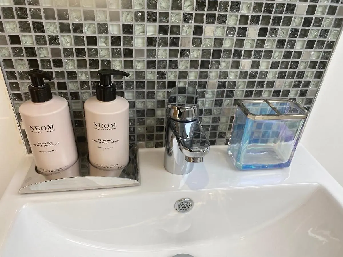 Penny'S Place - Perfect For A Group Trip To Brighton - Hot Tub United Kingdom